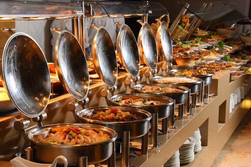 Gefinor Rotana Hotel Hosts the Media for Luscious Iftar Dinner